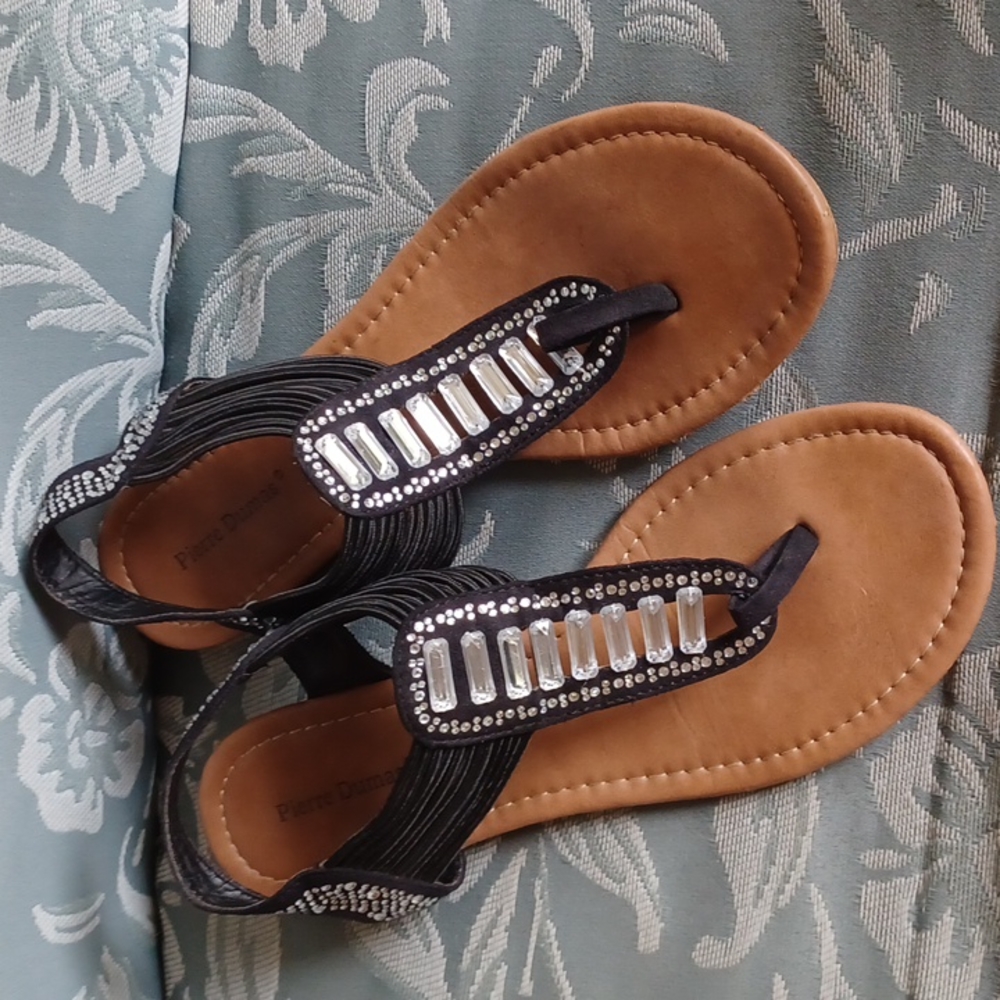 Sandals Pierre Dumas size 6.5 Black